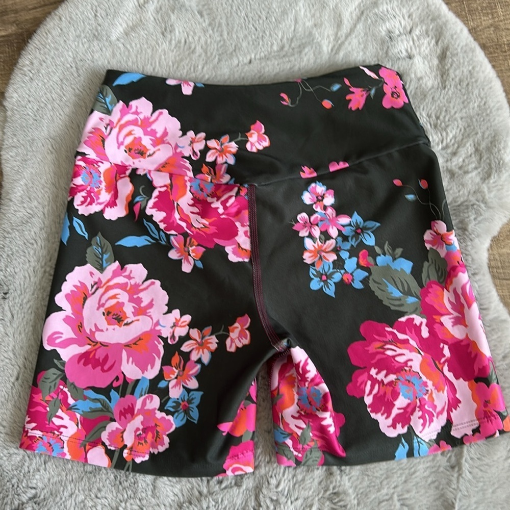 Maaji Bouquet Genius High Rise Bike Shorts S - Picture 6 of 8